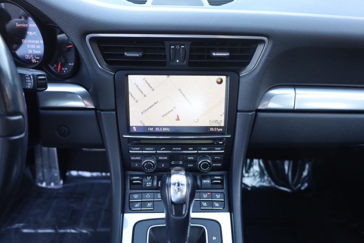 Porsche 911 Carrera S Coupe 2012