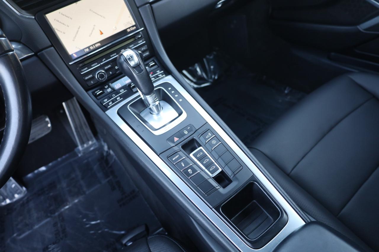 Porsche 911 Carrera S Coupe 2012