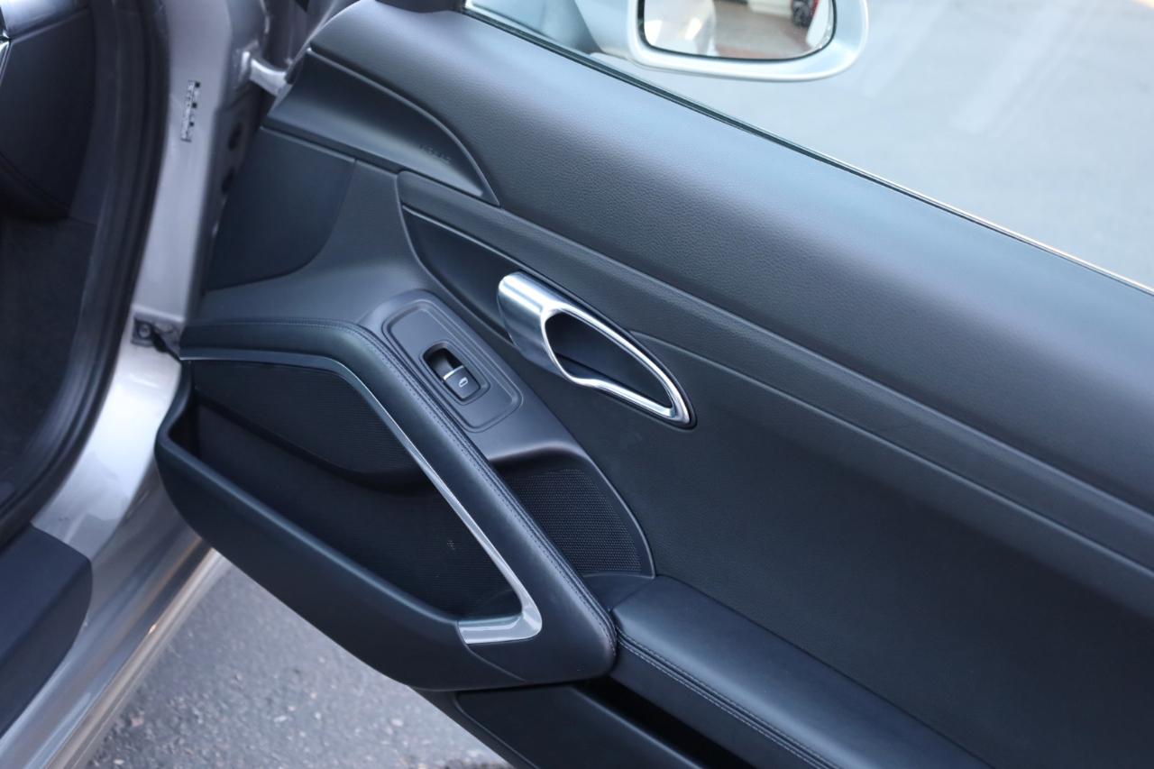 Porsche 911 Carrera S Coupe 2012