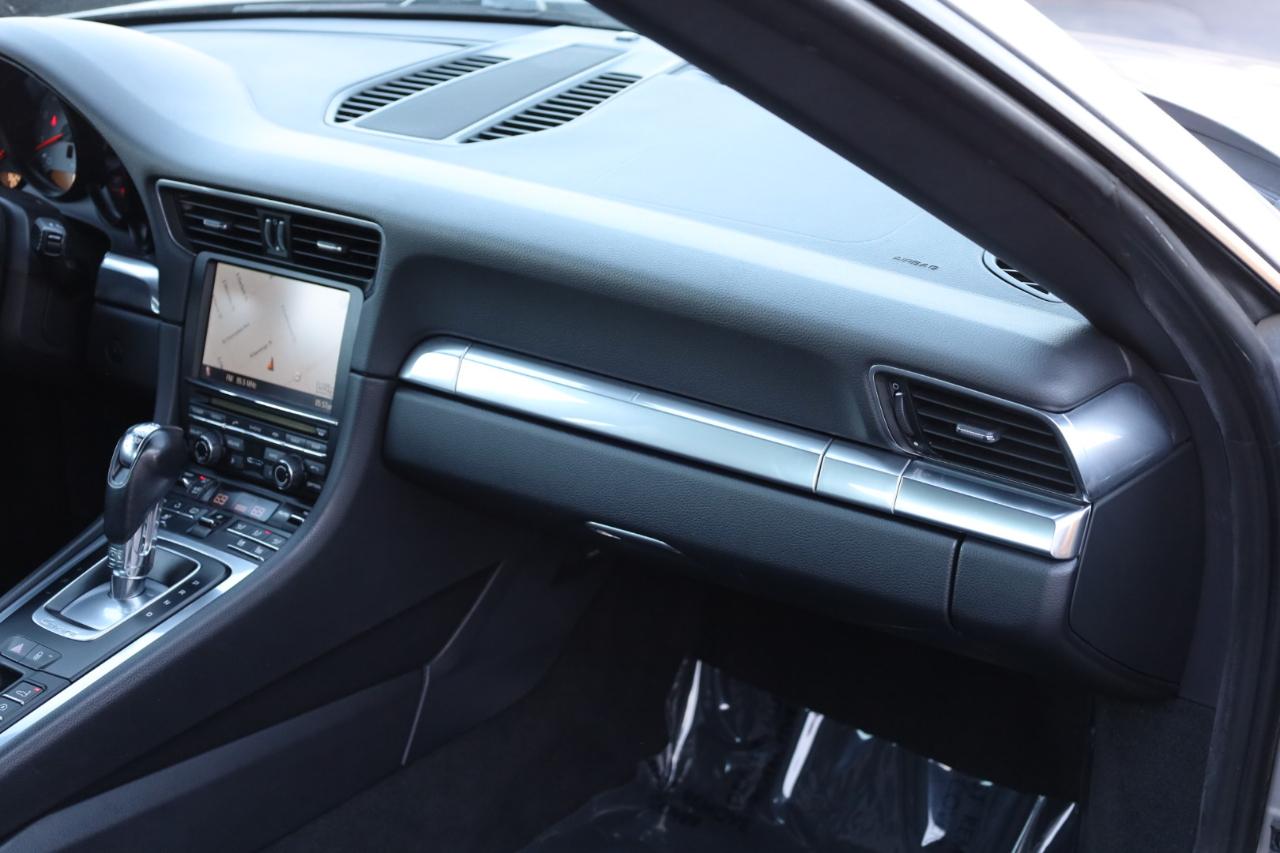 Porsche 911 Carrera S Coupe 2012