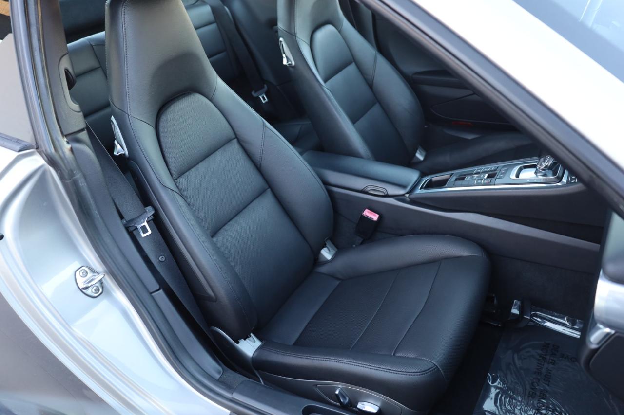 Porsche 911 Carrera S Coupe 2012