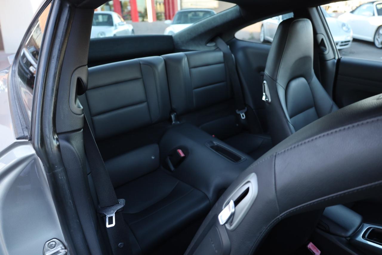 Porsche 911 Carrera S Coupe 2012