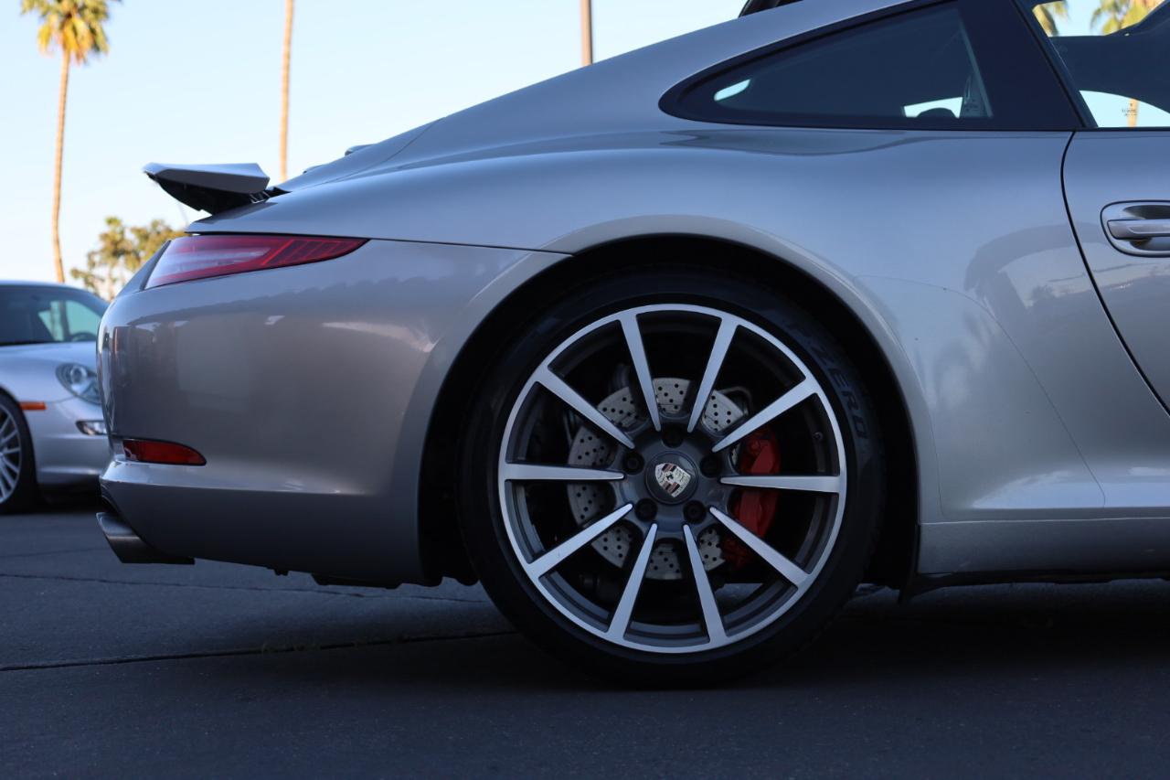 Porsche 911 Carrera S Coupe 2012