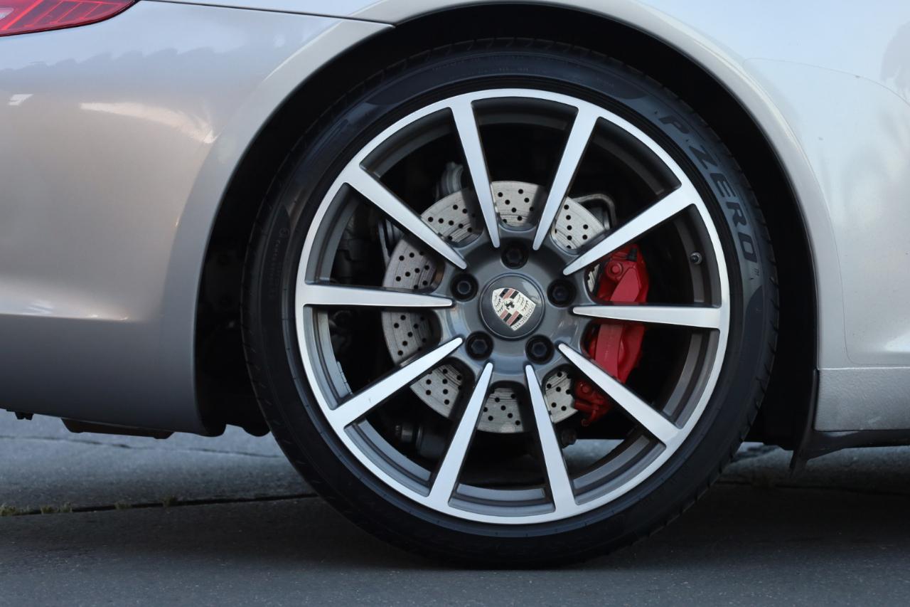 Porsche 911 Carrera S Coupe 2012