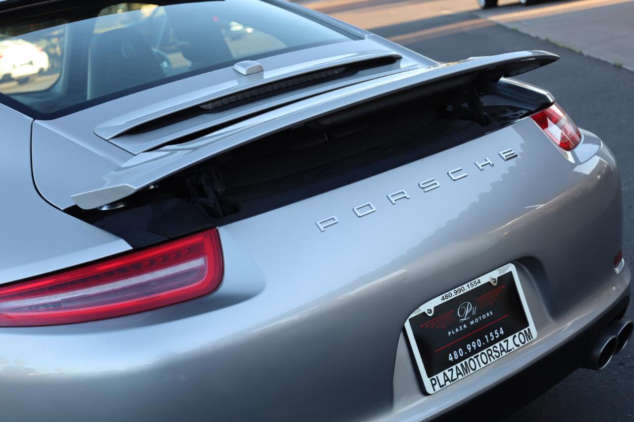Porsche 911 Carrera S Coupe 2012