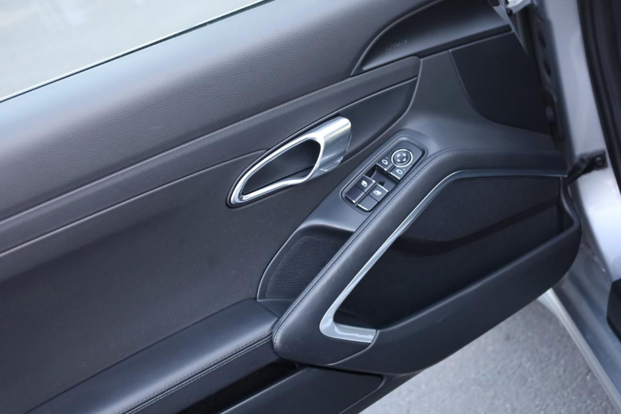 Porsche 911 Carrera Coupe 2017