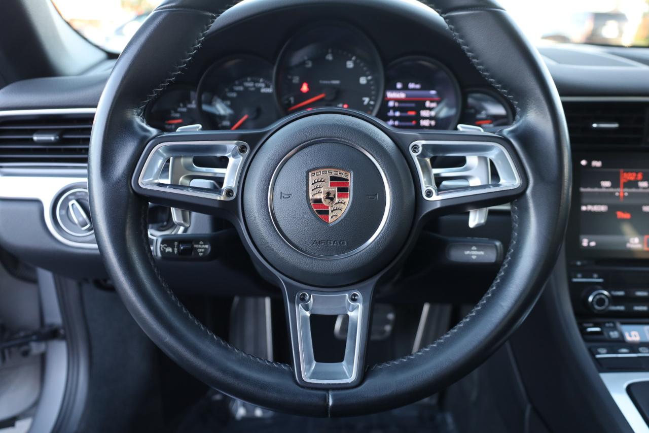 Porsche 911 Carrera Coupe 2017