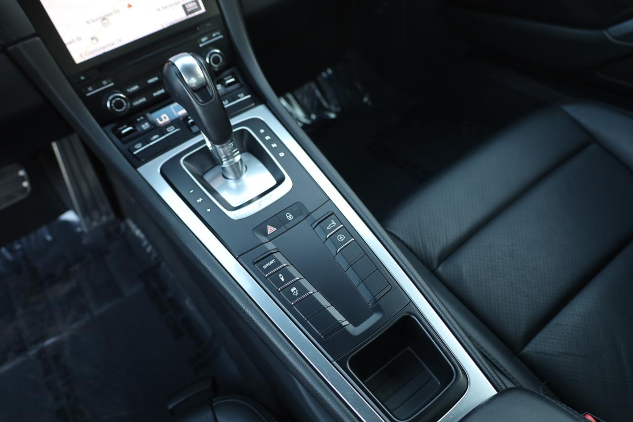 Porsche 911 Carrera Coupe 2017