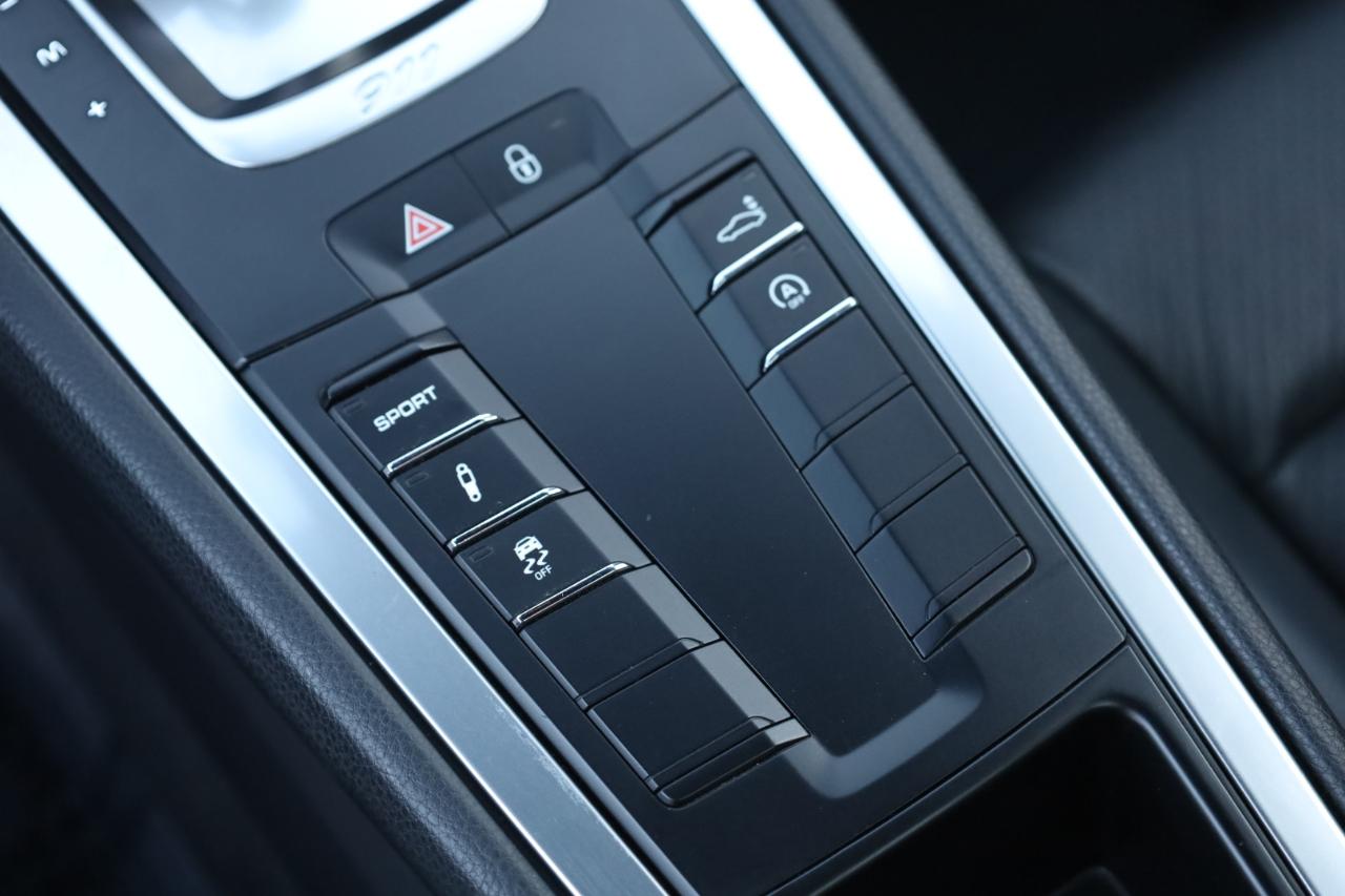 Porsche 911 Carrera Coupe 2017