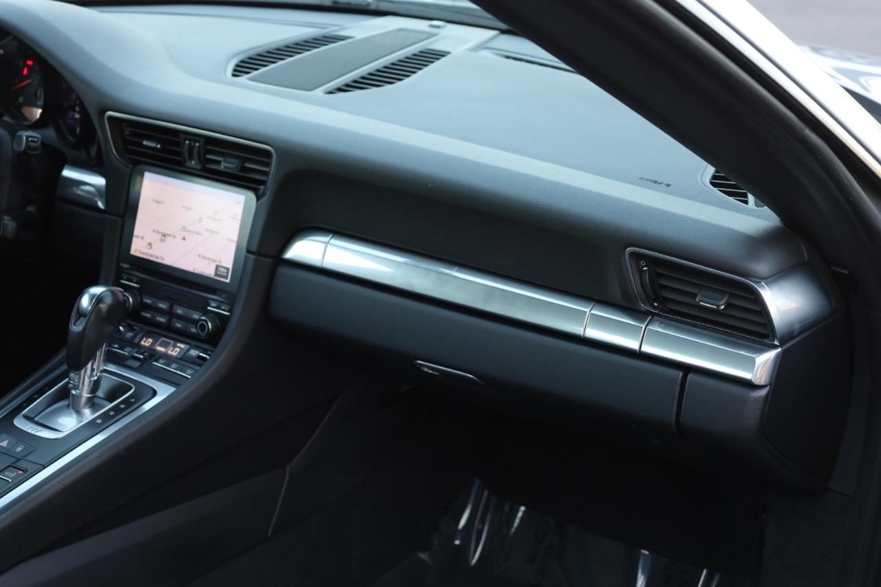 Porsche 911 Carrera Coupe 2017