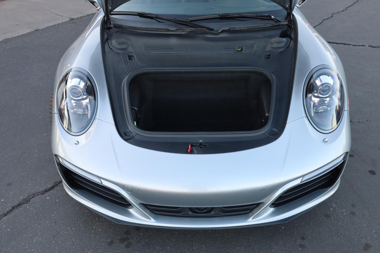 Porsche 911 Carrera Coupe 2017