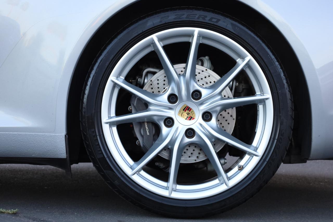 Porsche 911 Carrera Coupe 2017