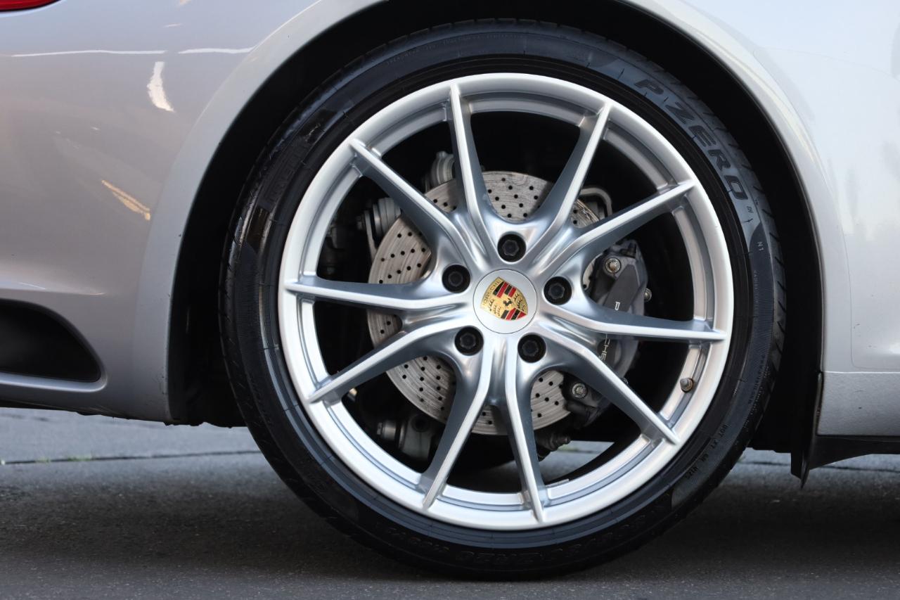 Porsche 911 Carrera Coupe 2017