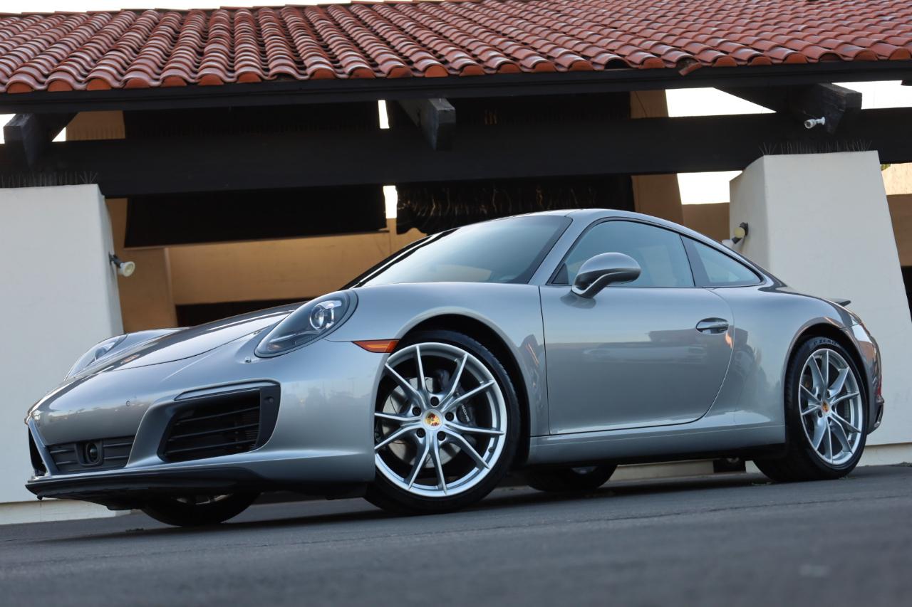 Porsche 911 Carrera Coupe 2017