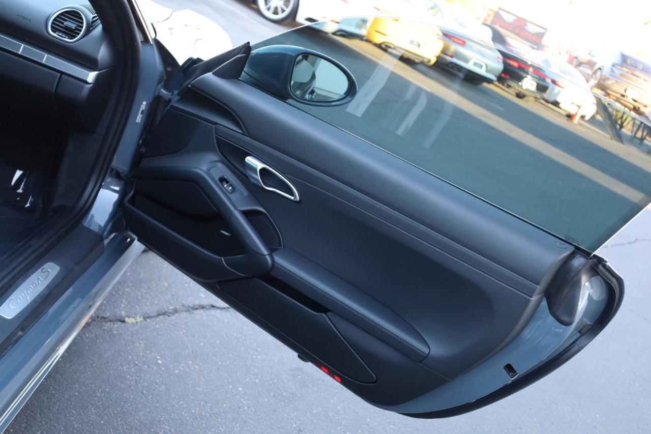 Porsche 718 Cayman S 2017