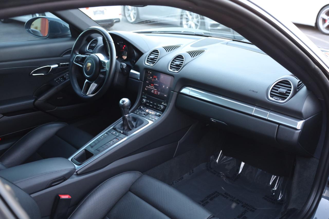 Porsche 718 Cayman S 2017