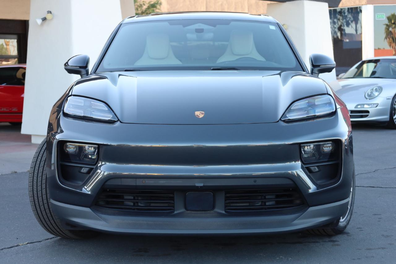 Porsche Macan 4 Electric AWD 2025