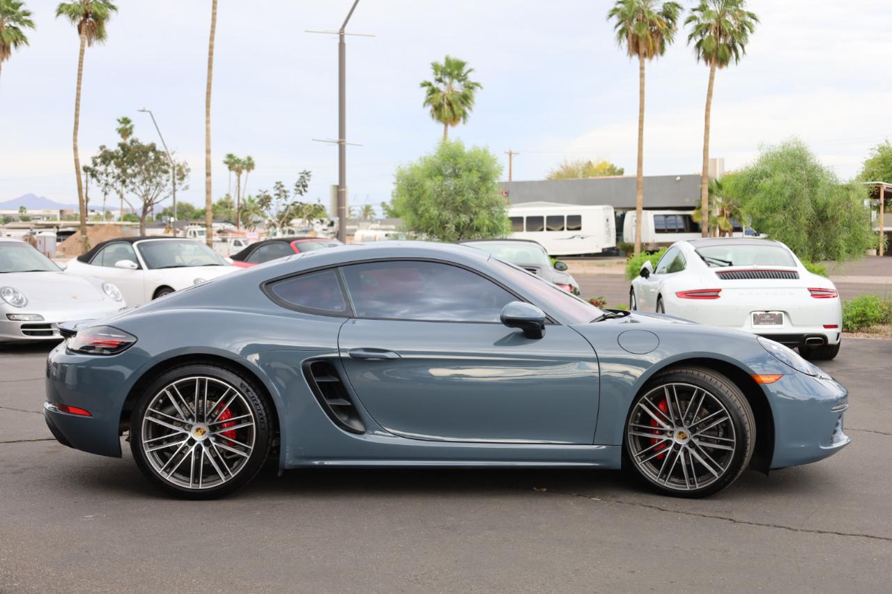Porsche 718 Cayman S 2017