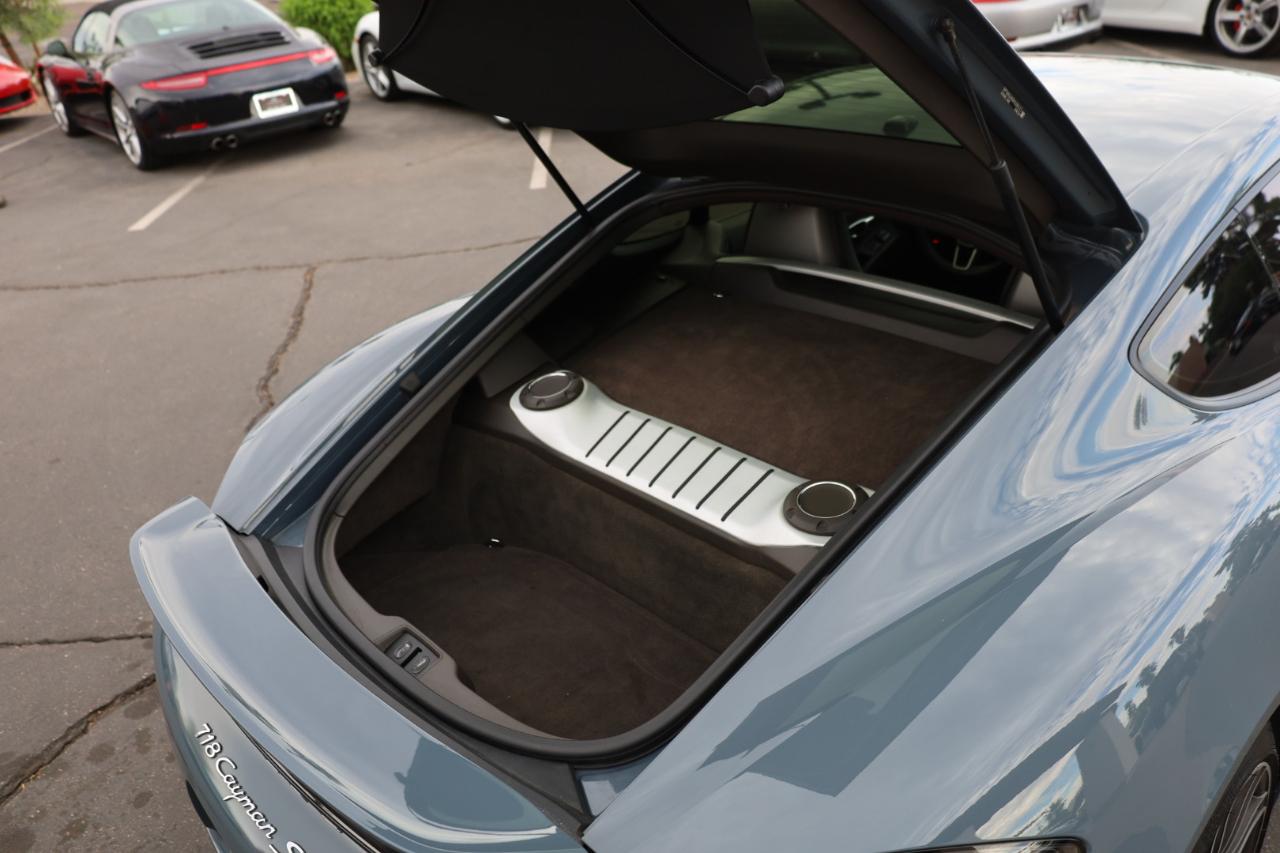 Porsche 718 Cayman S 2017