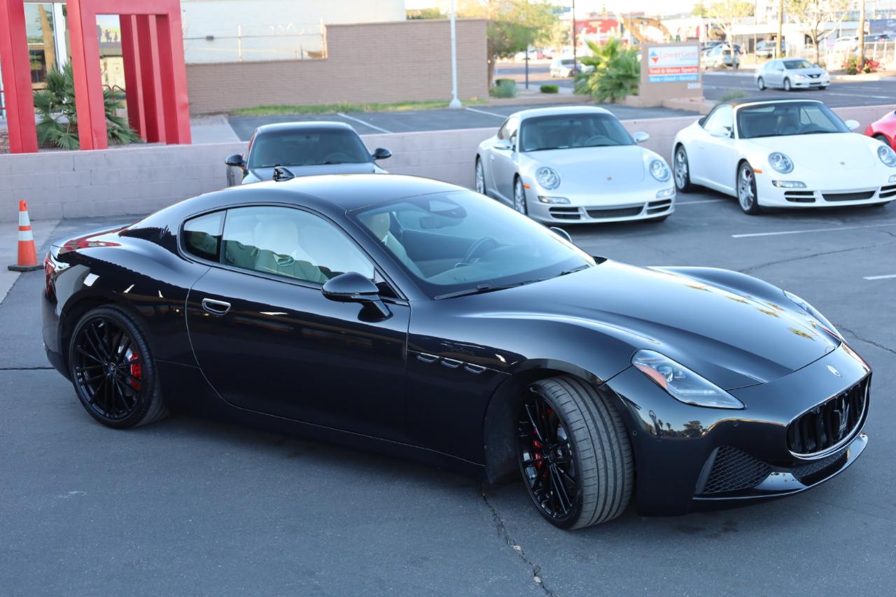 Maserati GranTurismo Modena 2024