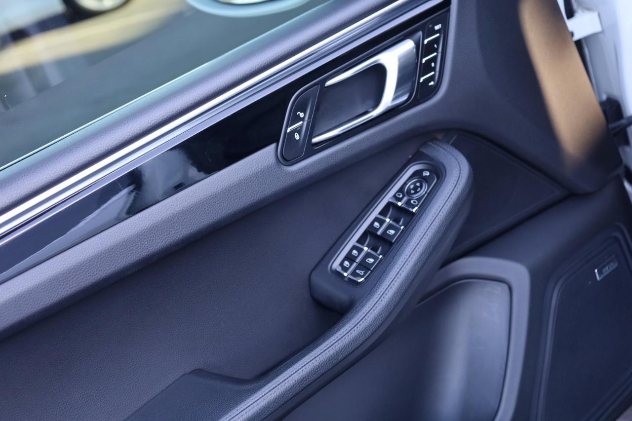 Porsche Macan S 2016