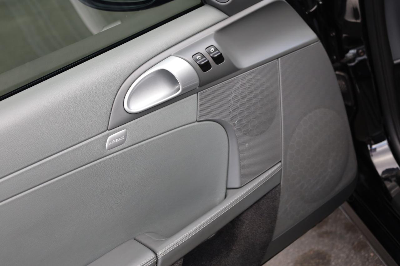 Porsche Cayman S 2008