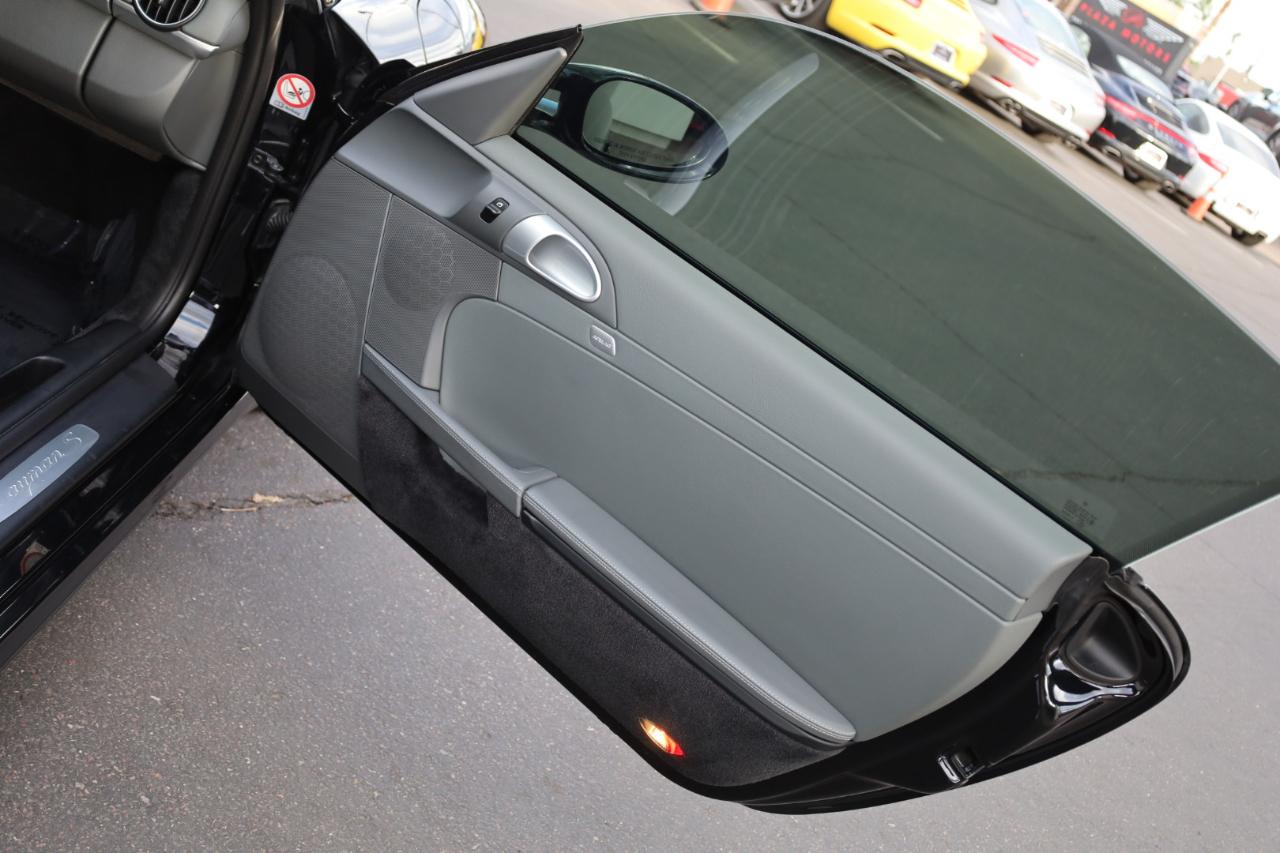 Porsche Cayman S 2008