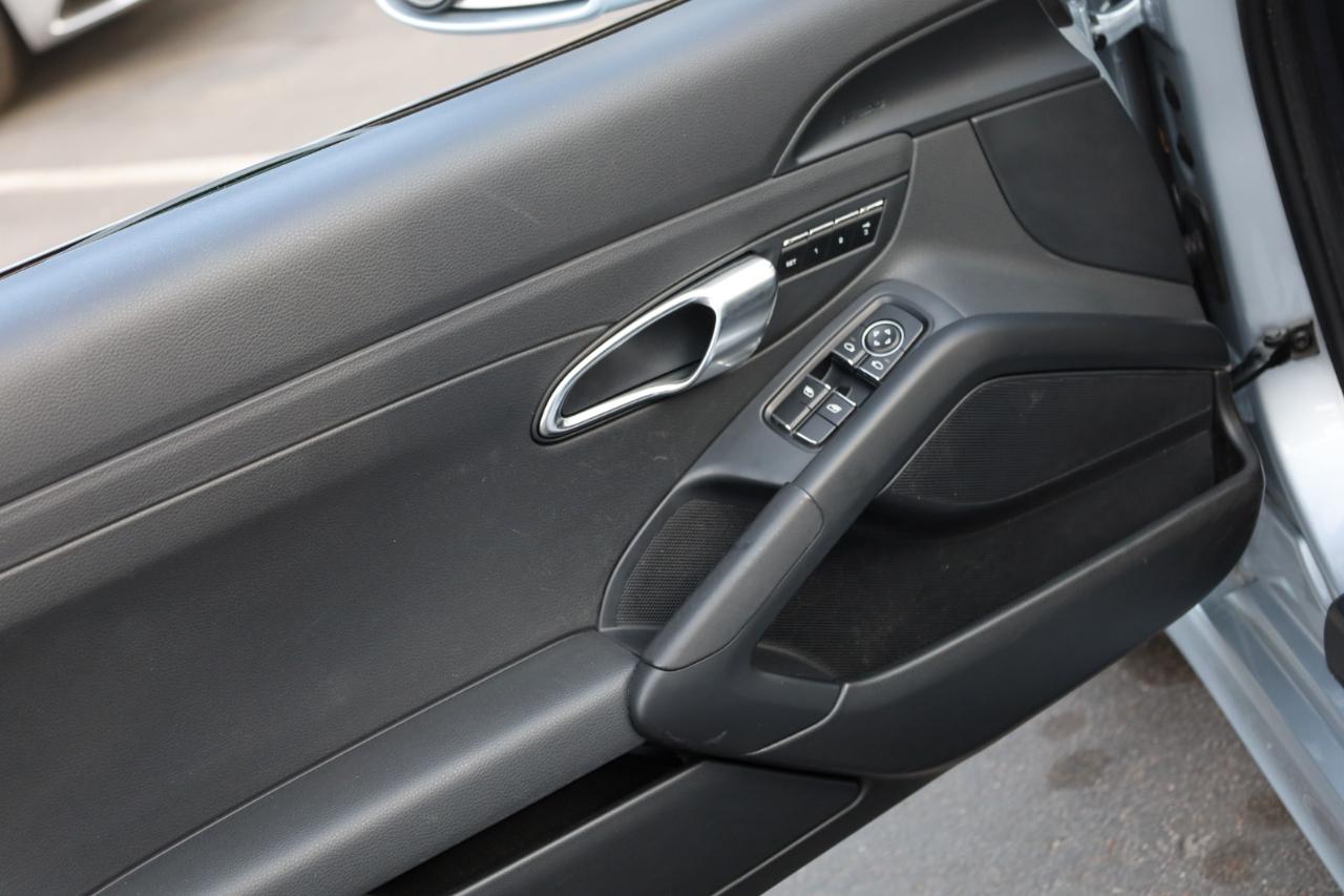 Porsche Boxster 2dr Roadster Manual 2014