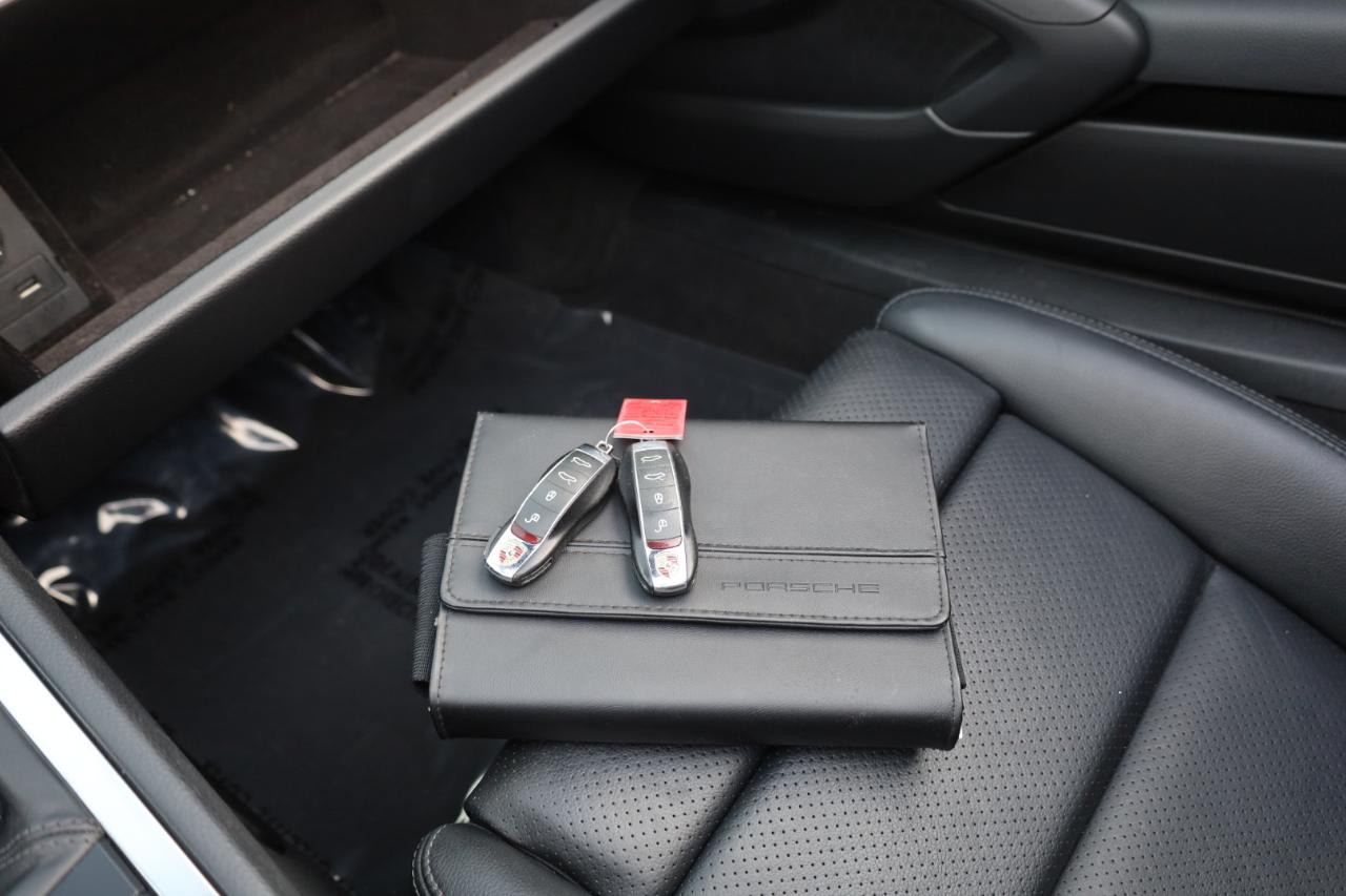 Porsche Boxster 2dr Roadster Manual 2014