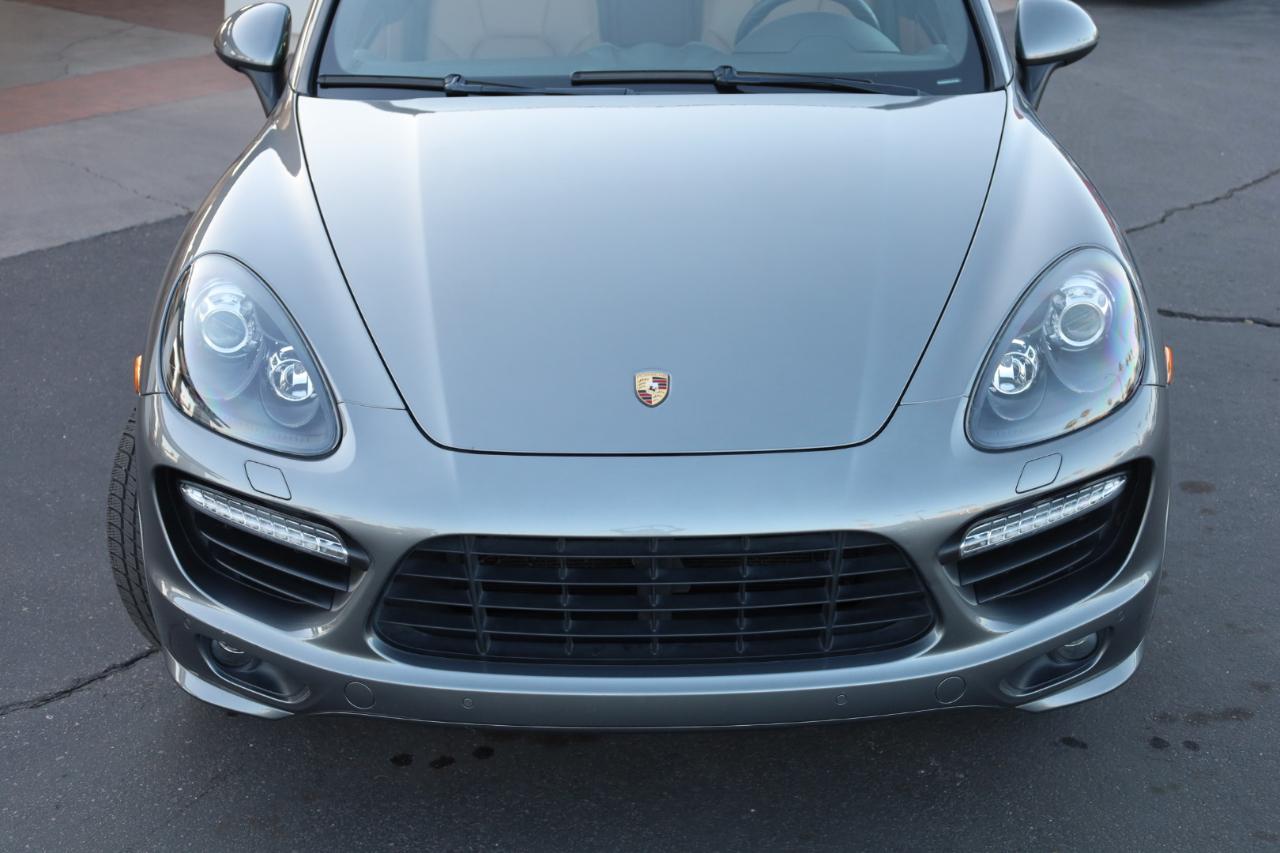 Porsche Cayenne GTS 2014