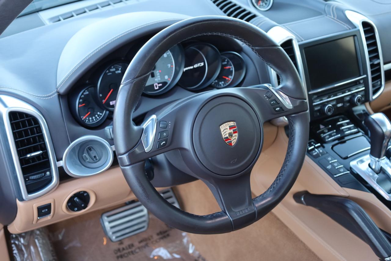 Porsche Cayenne GTS 2014