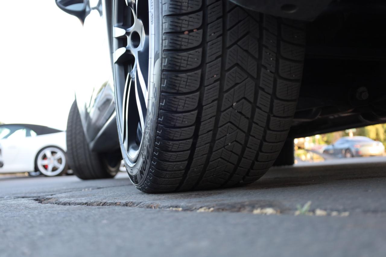 Porsche Cayenne GTS 2014