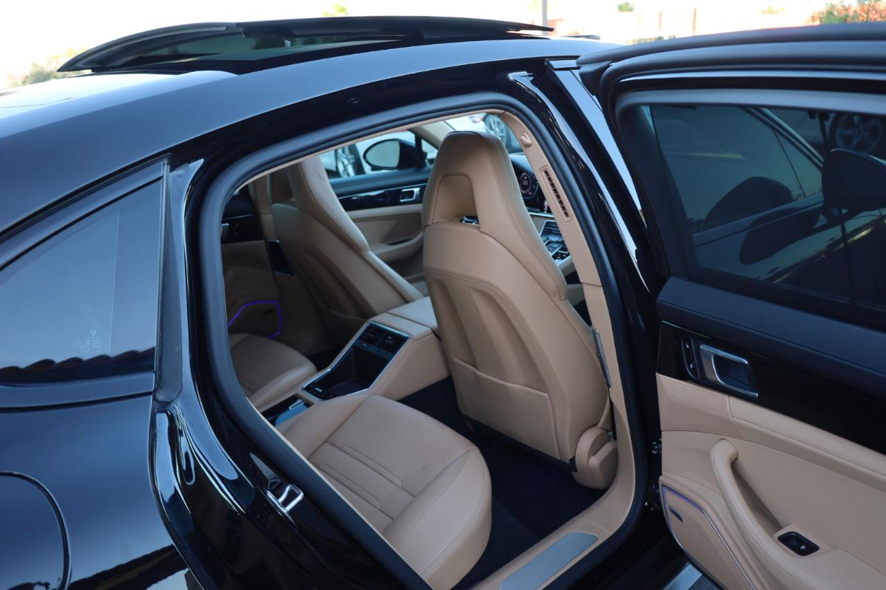 Porsche Panamera 4dr HB 2017