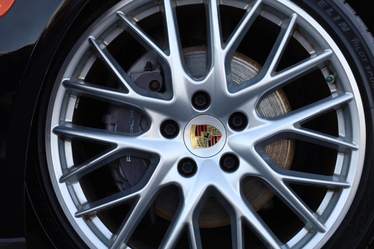 Porsche Panamera 4dr HB 2017