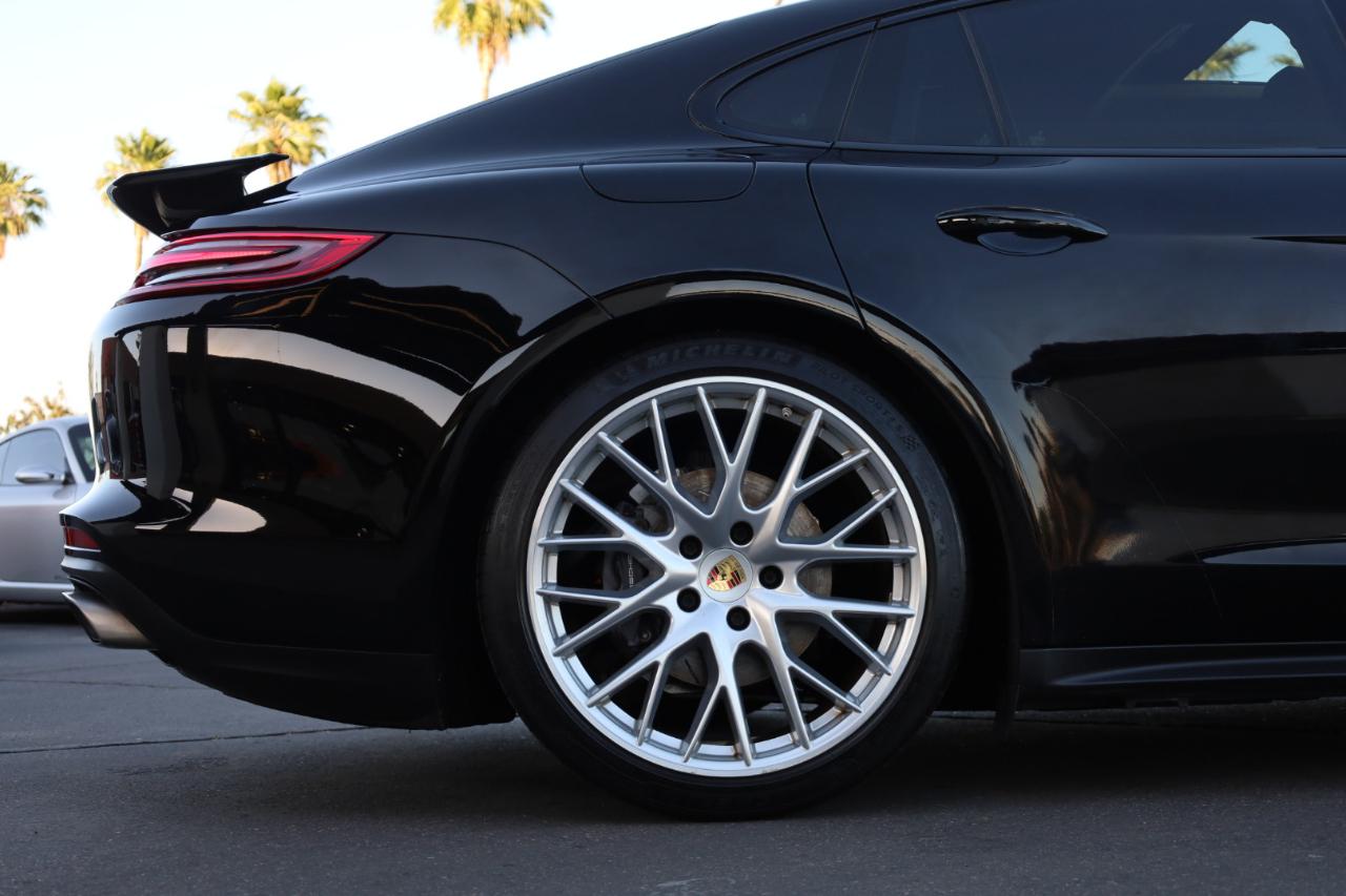 Porsche Panamera 4dr HB 2017