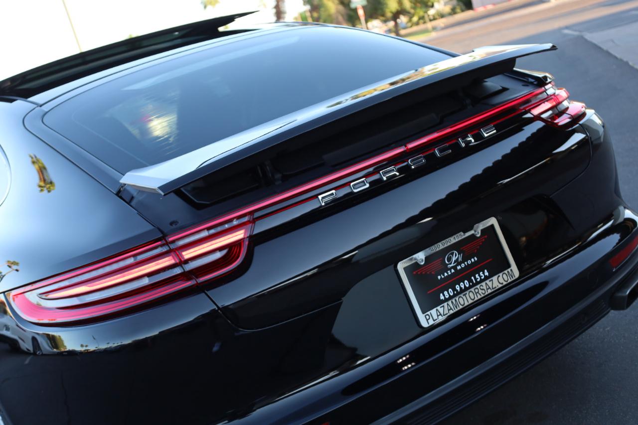 Porsche Panamera 4dr HB 2017