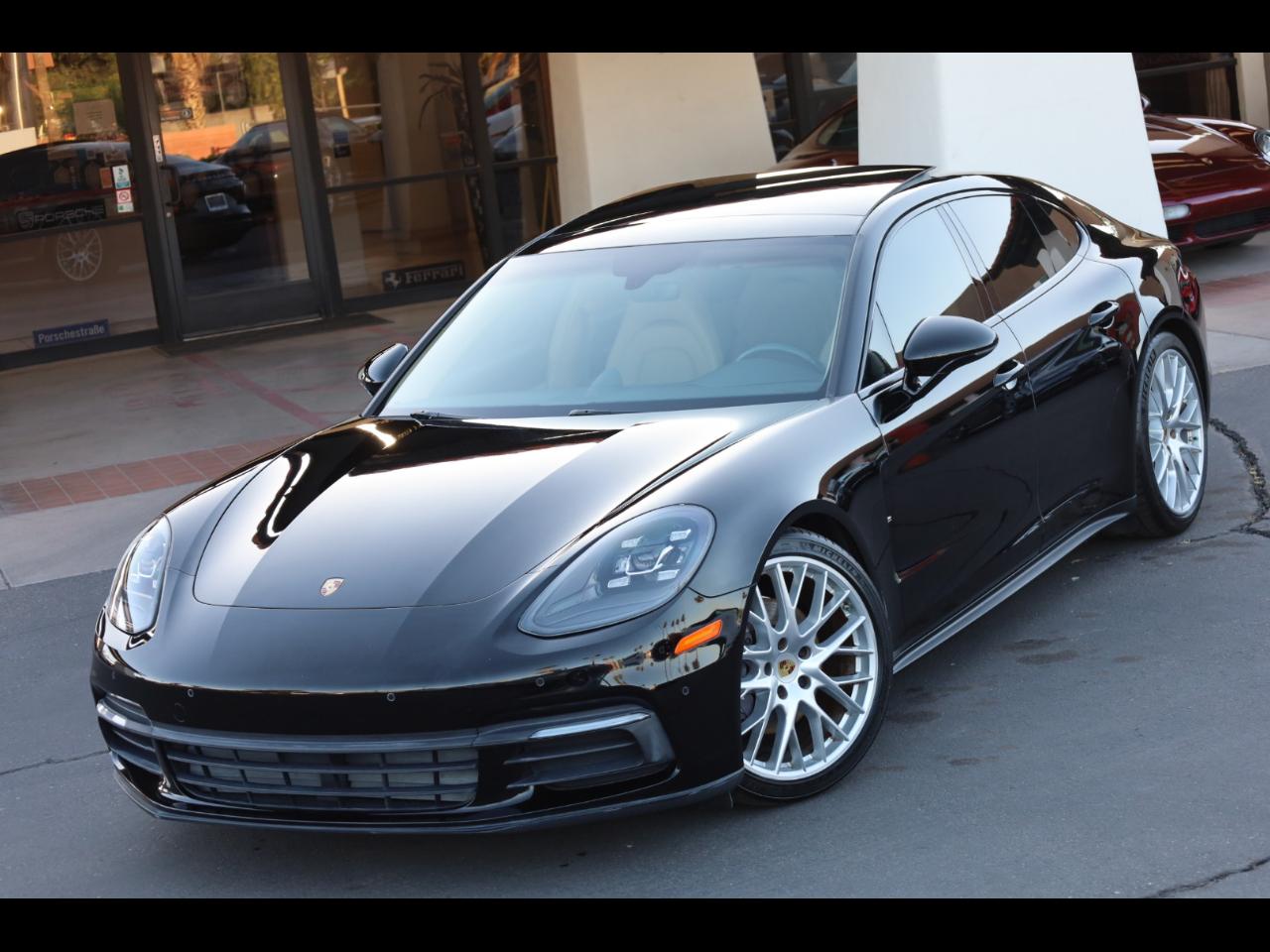 2017 Porsche Panamera 4dr HB