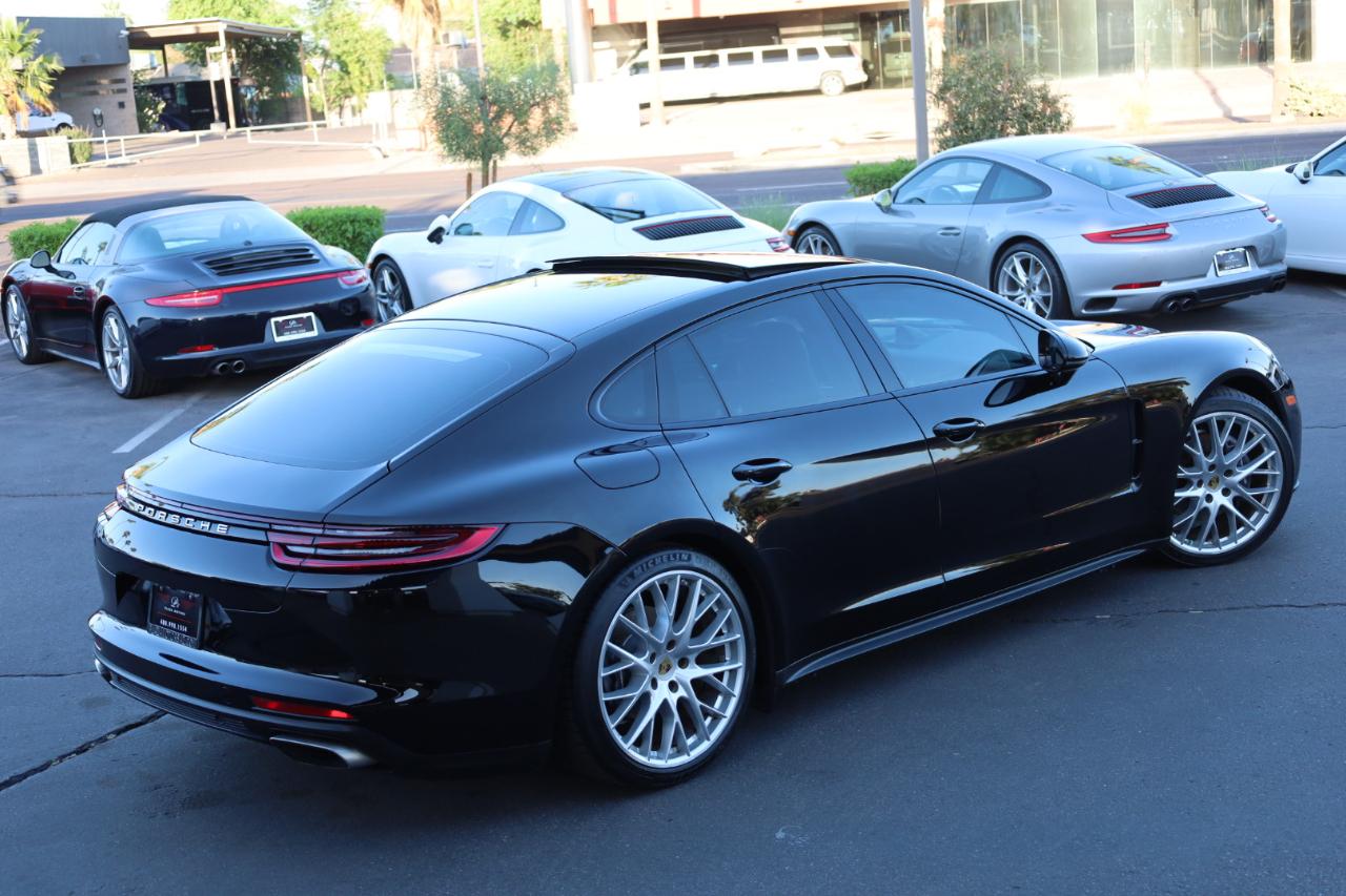 Porsche Panamera 4dr HB 2017