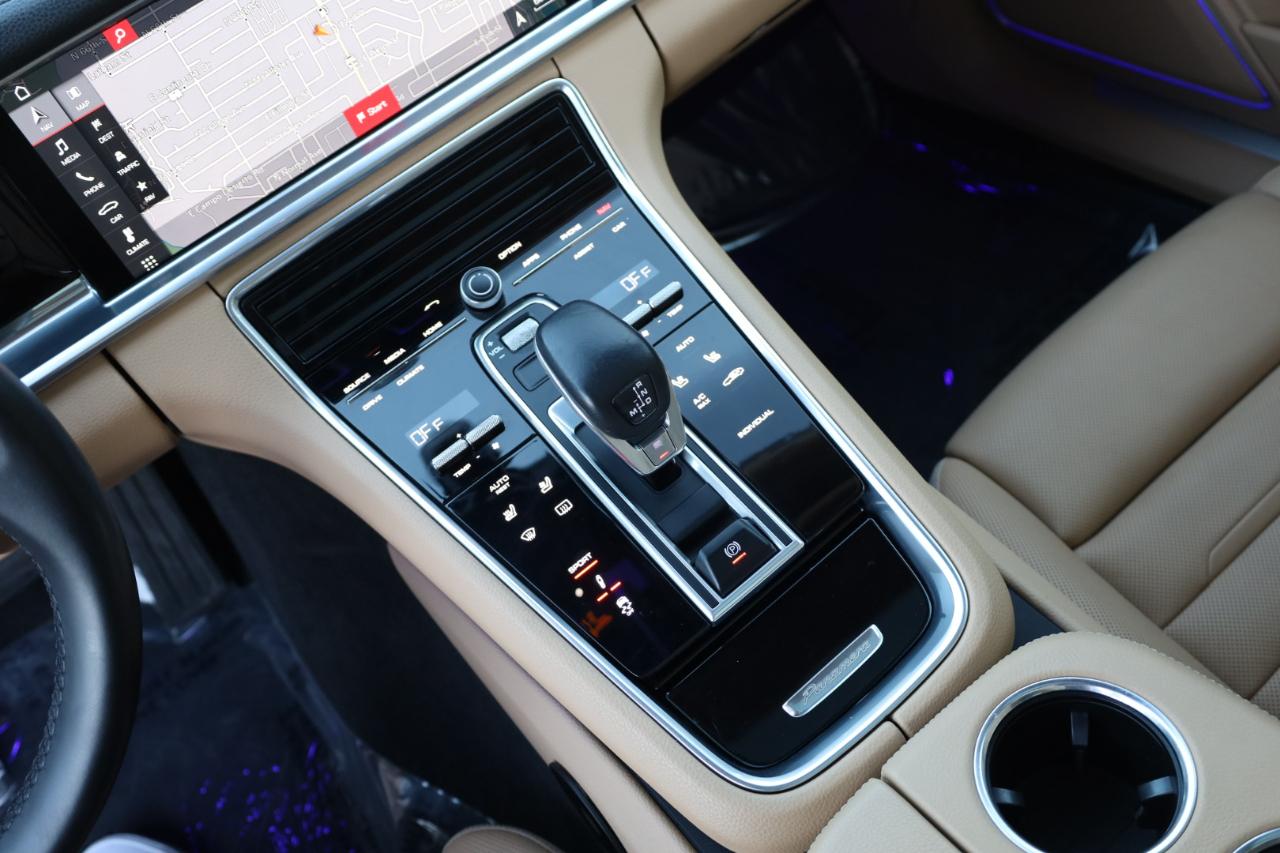 Porsche Panamera 4dr HB 2017