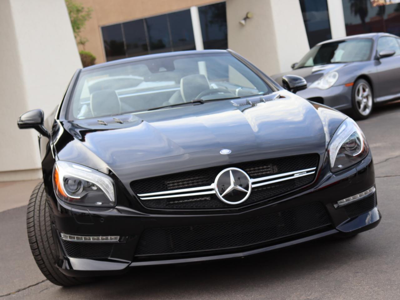 Mercedes-Benz SL-Class SL63 AMG 2015