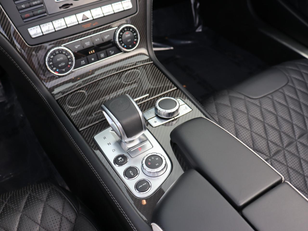 Mercedes-Benz SL-Class SL63 AMG 2015