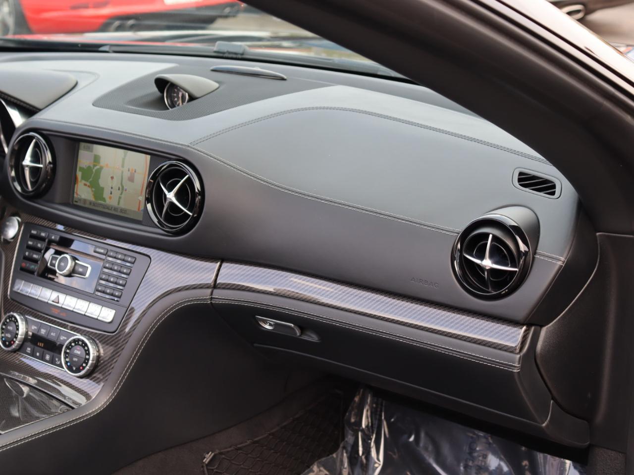 Mercedes-Benz SL-Class SL63 AMG 2015
