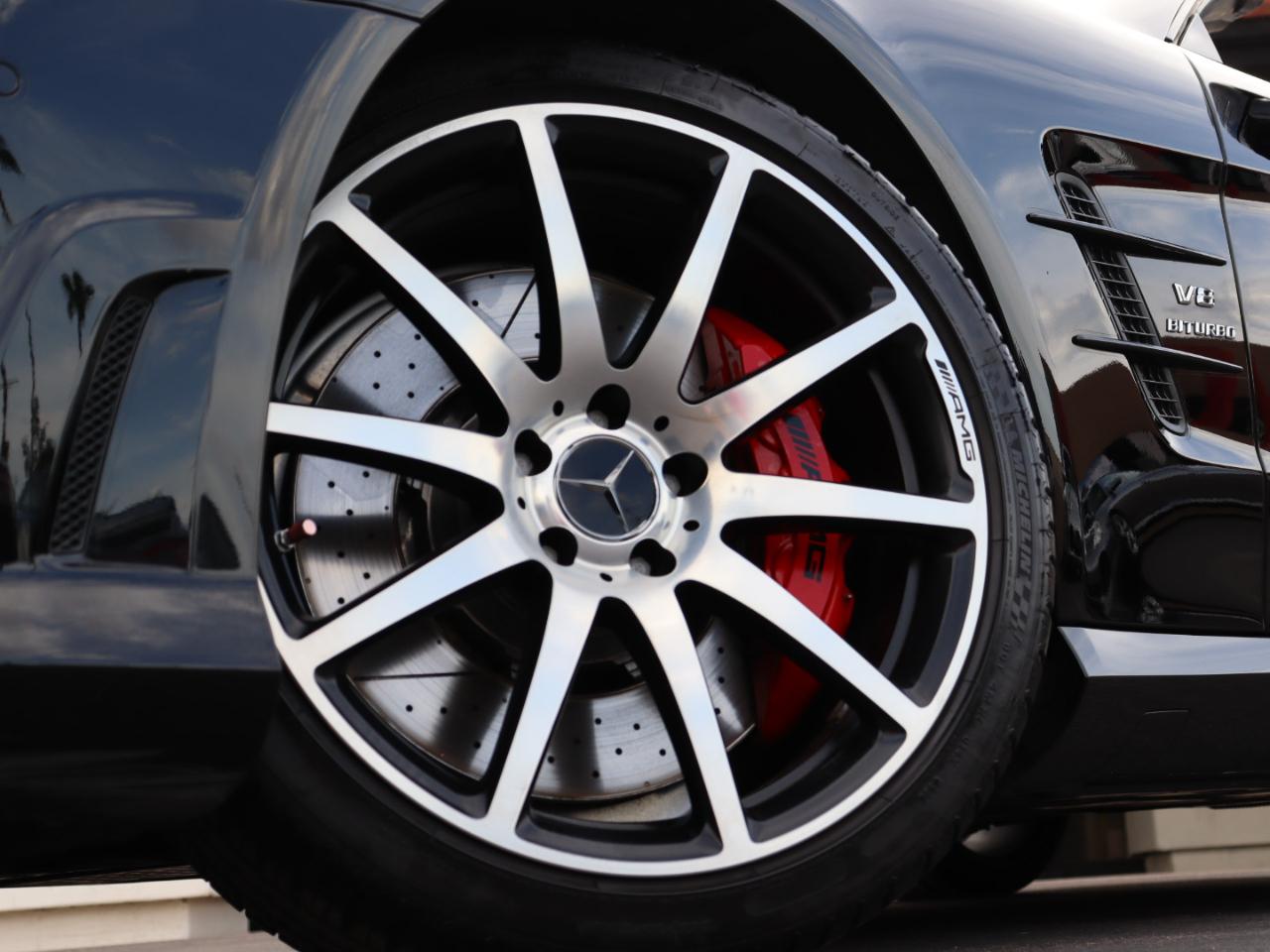 Mercedes-Benz SL-Class SL63 AMG 2015