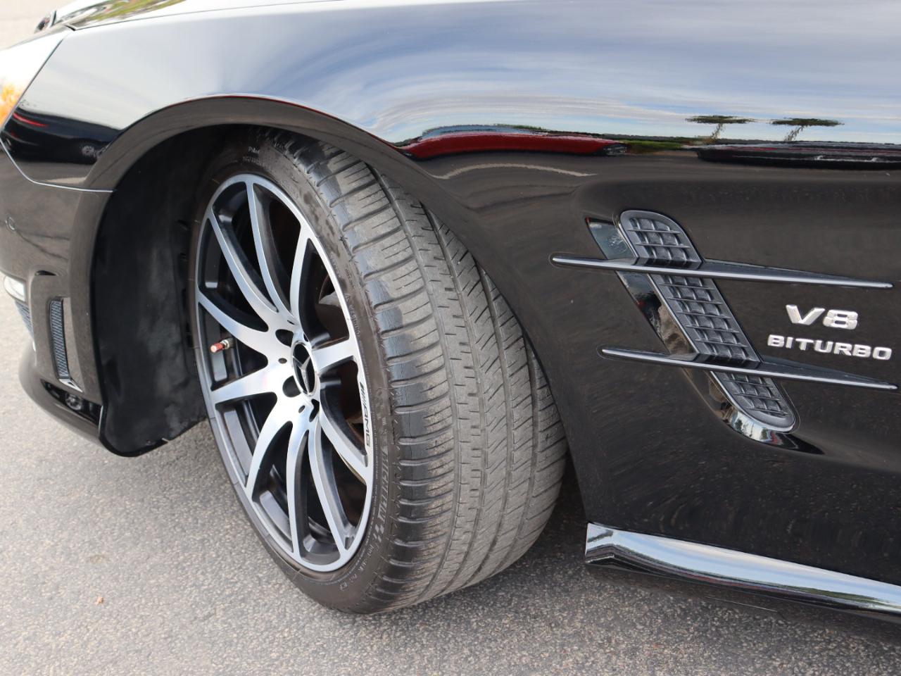 Mercedes-Benz SL-Class SL63 AMG 2015