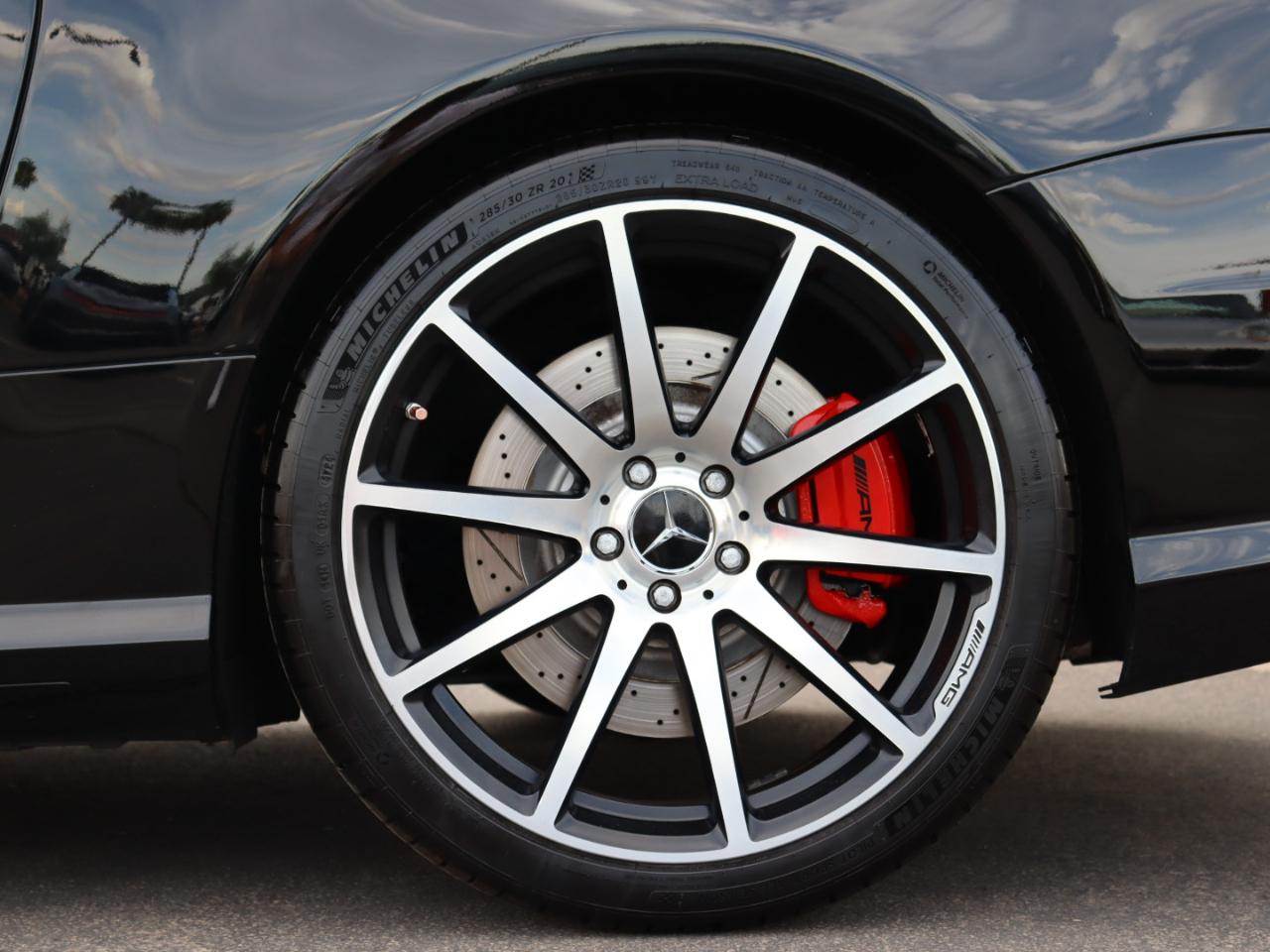 Mercedes-Benz SL-Class SL63 AMG 2015