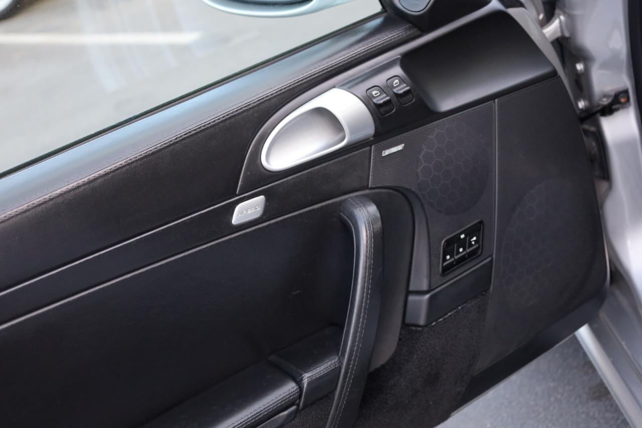 Porsche 911 Carrera Base 2005