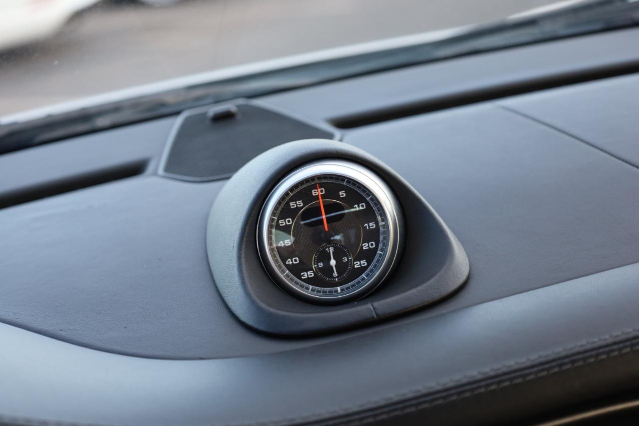 Porsche 911 Carrera Base 2005