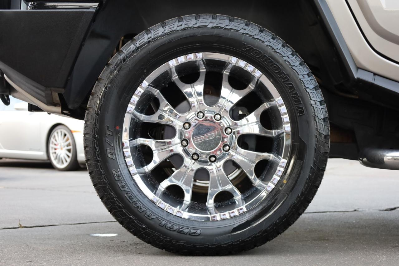 HUMMER H2 4WD 4dr SUV 2008