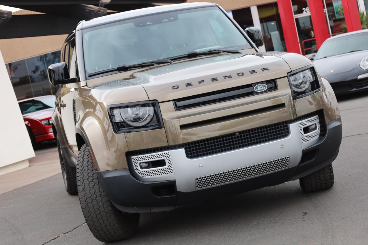 Land Rover Defender 130 S 2024