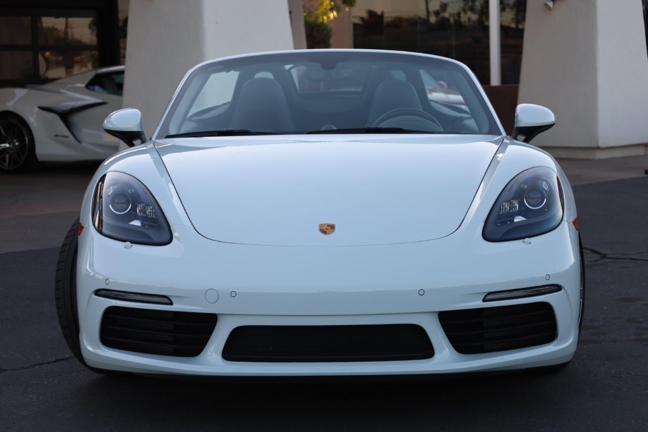 Porsche 718 Boxster S 2024